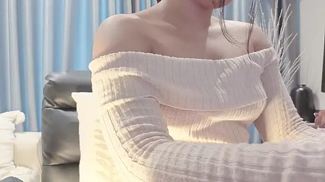 Snapshot of Kya_Choco8 chatting on 09.25.25 Kya Choco8 online show from 09.25.25