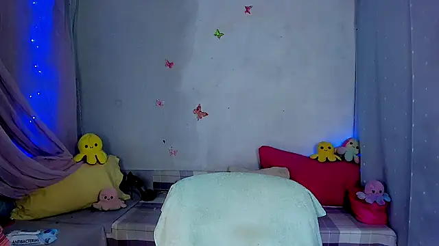 LickLizzy online show from 10.13.25