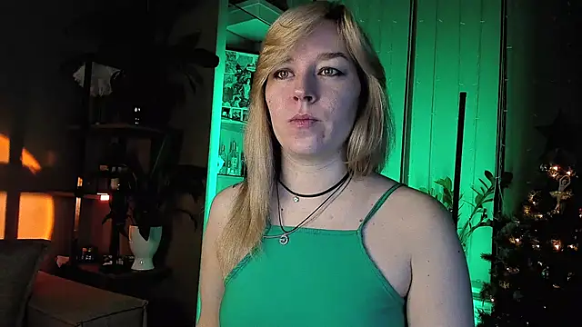 Snapshot of 5_in_one chatting on 01.09.25 5 in one online show from 01.09.25