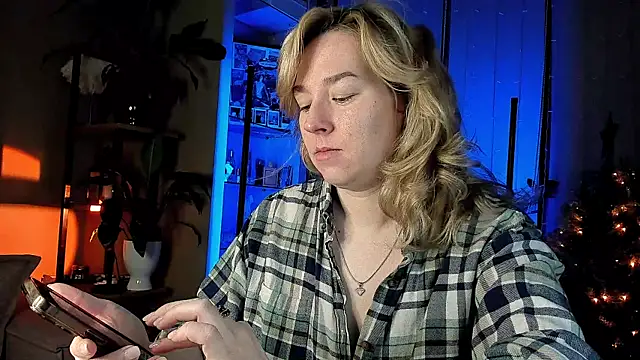 Snapshot of 5_in_one chatting on 01.14.25 5 in one online show from 01.14.25