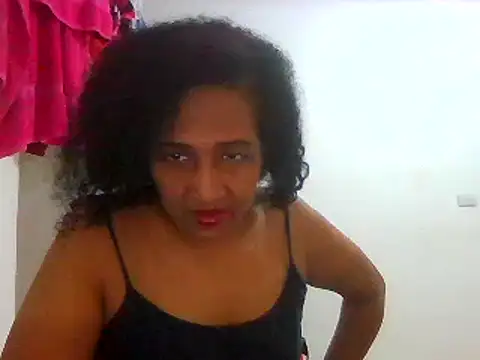 Aishamara online show from 03.20.25