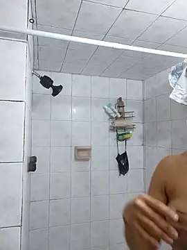 LaInsaciableIntensa online show from 09.17.25