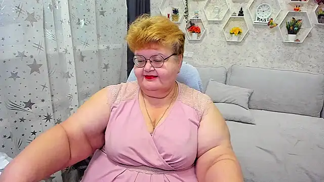 Snapshot of _big_love_ chatting on 11.30.25 big love online show from 11.30.25