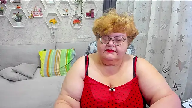 Snapshot of _big_love_ chatting on 02.10.26 big love online show from 02.10.26