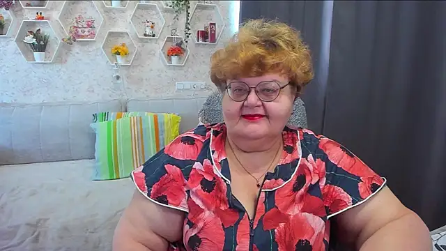 Snapshot of _big_love_ chatting on 02.18.26 big love online show from 02.18.26