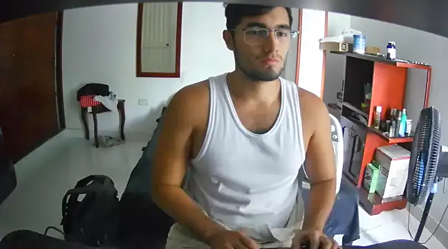 Snapshot of lechero226 chatting on 01.23.25 lechero226 online show from 01.23.25