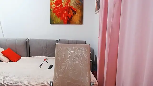 Magic Blondie online show from 12.05.25