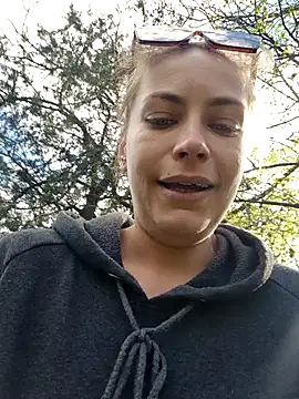 Keli Jessi online show from 04.19.26