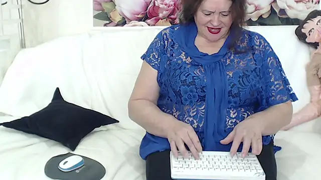 FlaviaSquirts online show from 02.15.25