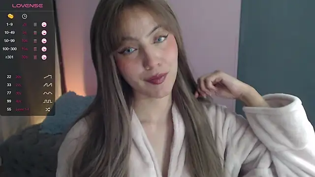 sweetrafaella online show from 10.17.25