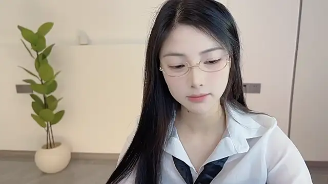 HaagenDazs  online show from 03.17.25