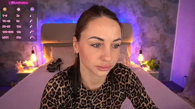 KristiiMax online show from 11.25.25