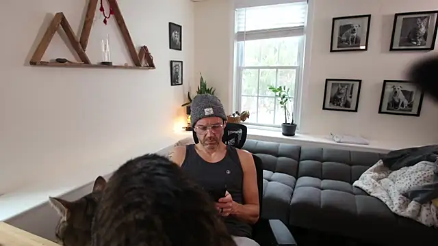 BradBronton online show from 02.17.26