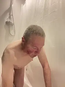 boilinghot123 online show from 10.29.25