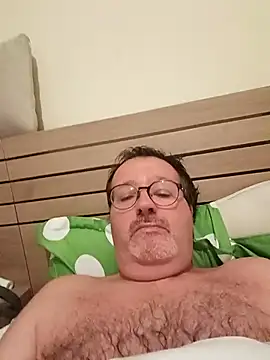 mike9473 online show from 10.04.25