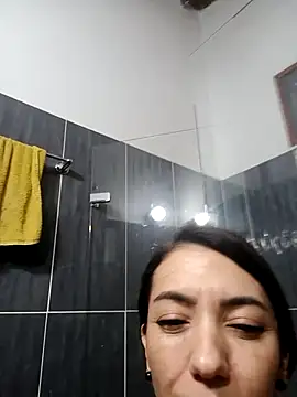 LunaZambrano online show from 04.10.26