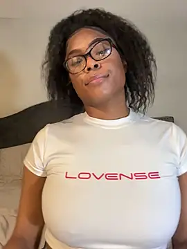 CandyLuxxxx online show from 03.13.25