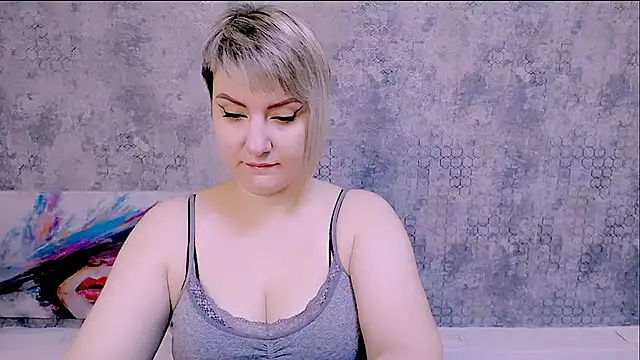 Djullia online show from 09.18.25