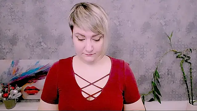 Djullia online show from 12.18.25