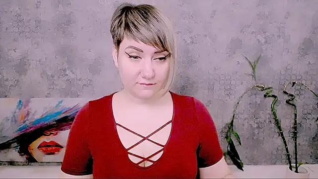 Snapshot of Djullia chatting on 03.09.26 Djullia online show from 03.09.26