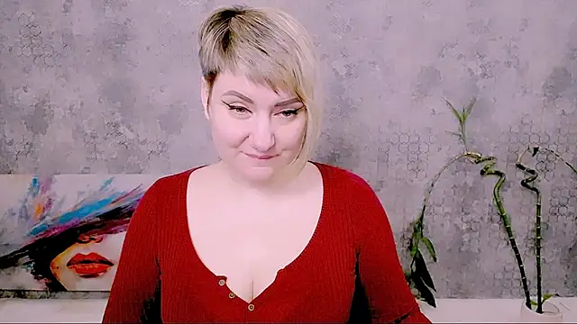 Snapshot of Djullia chatting on 03.20.26 Djullia online show from 03.20.26