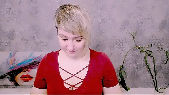 Snapshot of Djullia chatting on 03.26.26 Djullia online show from 03.26.26