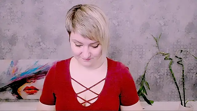 Snapshot of Djullia chatting on 04.03.26 Djullia online show from 04.03.26