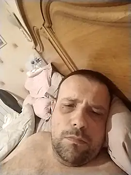 manubm03 online show from 02.13.26