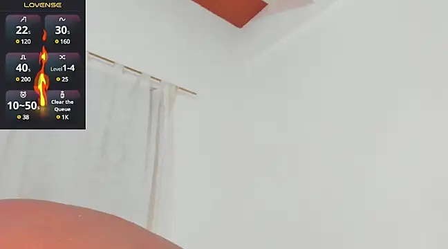 Snapshot of santi_brown chatting on 03.21.25 santi brown online show from 03.21.25