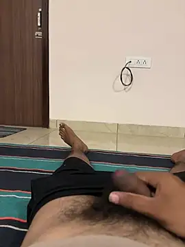 Snapshot of joe112222 chatting on 02.02.25 joe112222 online show from 02.02.25