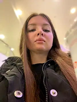 Snapshot of KrisMagnoly chatting on 11.02.25 KrisMagnoly online show from 11.02.25