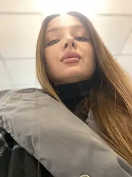 Snapshot of KrisMagnoly chatting on 02.14.26 KrisMagnoly online show from 02.14.26