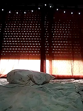 Kleopatracolo online show from 02.16.25