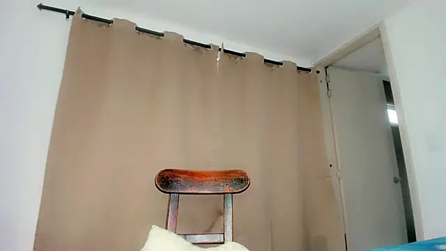 Genesis Sandoval online show from 12.19.24