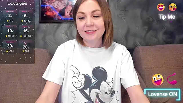CassieMils online show from 05.12.26