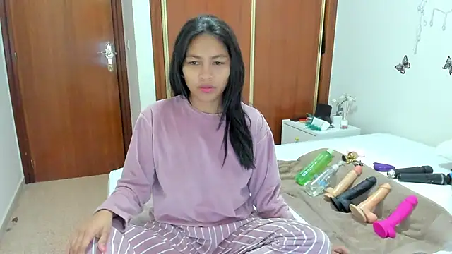 Honney sugar19 online show from 12.04.25