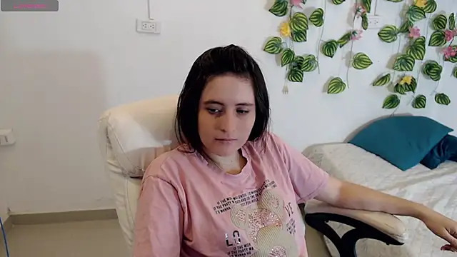 tania sweet   online show from 09.20.25