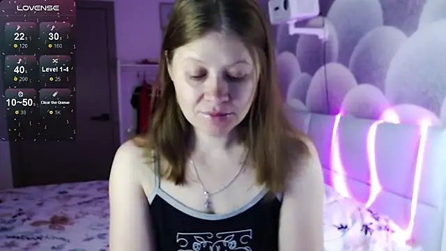 alekasamui online show from 10.22.25