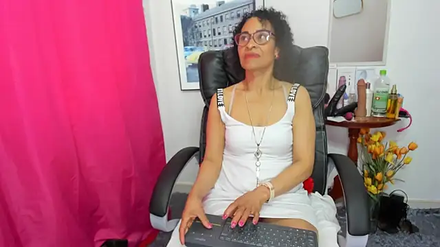 Aries Mature online show from 03.15.25