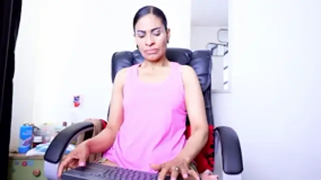 Aries Mature online show from 05.24.26