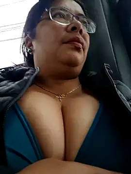   valentina18 online show from 03.05.25