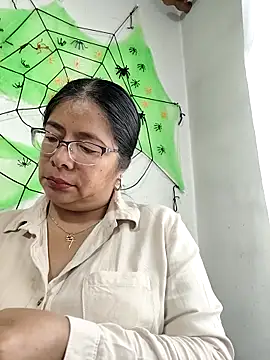   valentina18 online show from 10.15.25