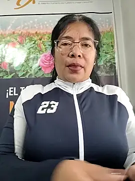 Snapshot of __valentina18 chatting on 02.14.26 valentina18 online show from 02.14.26