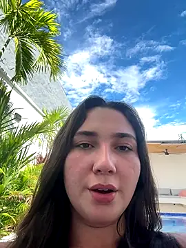 Snapshot of ava_blue chatting on 10.10.25 ava blue online show from 10.10.25