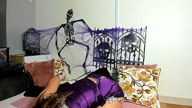 beauti wild25 online show from 10.13.25