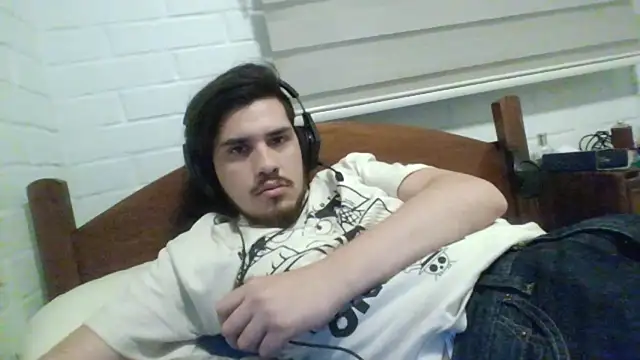 hung weeb online show from 12.11.24