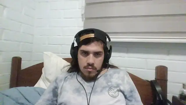 hung weeb online show from 12.15.24