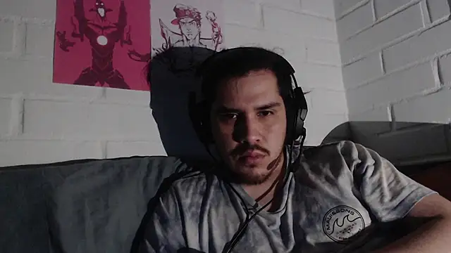 hung weeb online show from 09.29.25