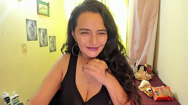 emma luxy online show from 12.23.24