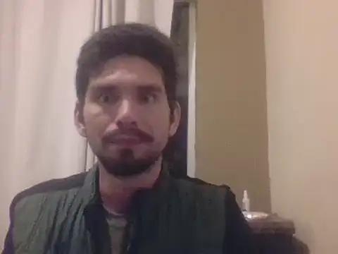 Snapshot of Tomthelong chatting on 02.07.25 Tomthelong online show from 02.07.25